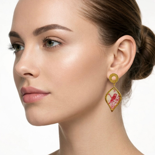 Red Bird Teardrop Bezel