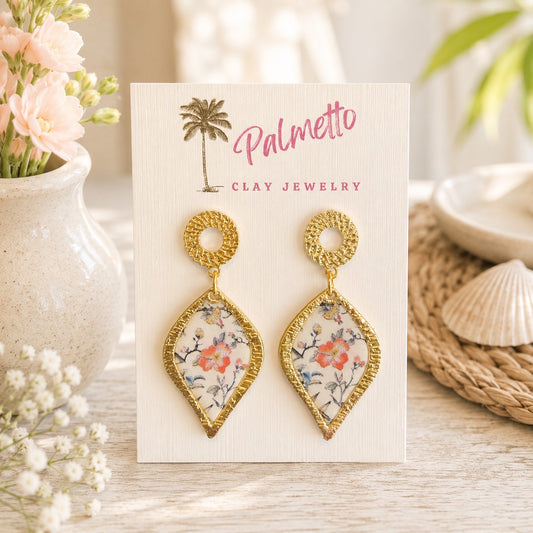 Coral Garden Teardrop Bezel
